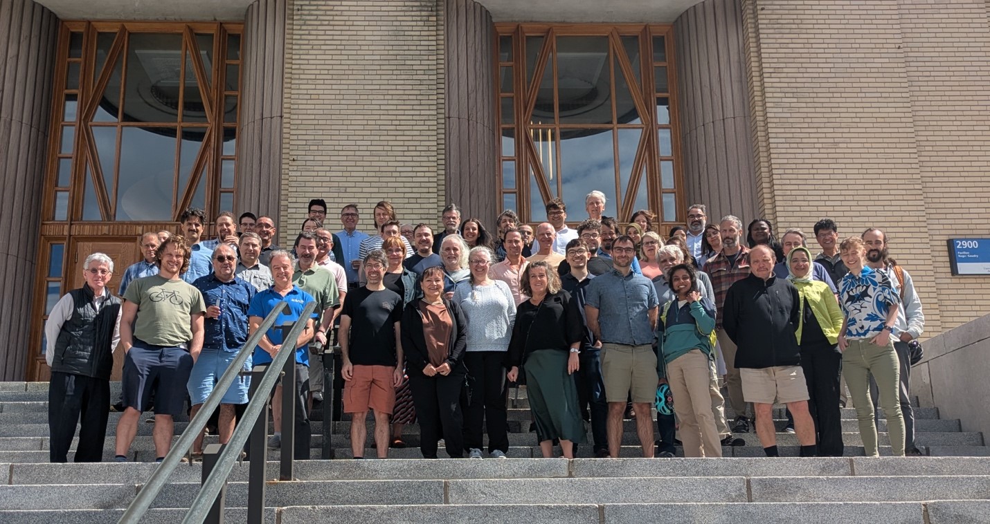La belle grande famille du DIRO lors de la fête de la rentrée